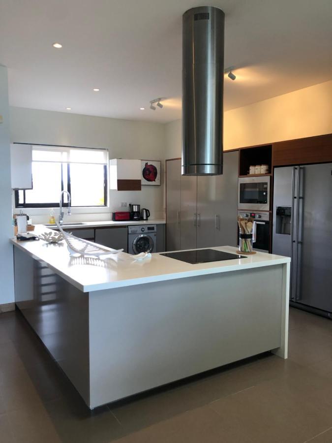 Penthouse 3 Chambres Vue Lagon Imprenable Calodyne Dış mekan fotoğraf