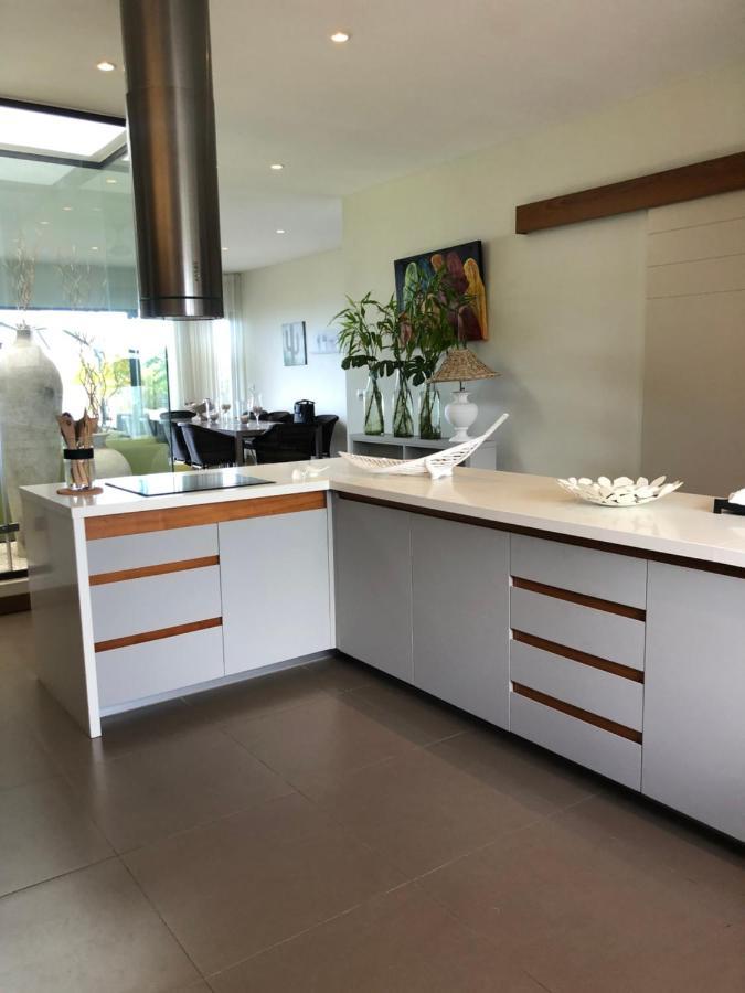 Penthouse 3 Chambres Vue Lagon Imprenable Calodyne Dış mekan fotoğraf