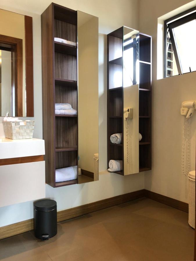 Penthouse 3 Chambres Vue Lagon Imprenable Calodyne Dış mekan fotoğraf