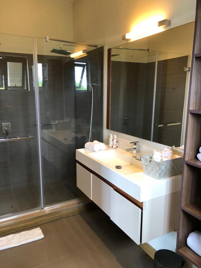 Penthouse 3 Chambres Vue Lagon Imprenable Calodyne Dış mekan fotoğraf
