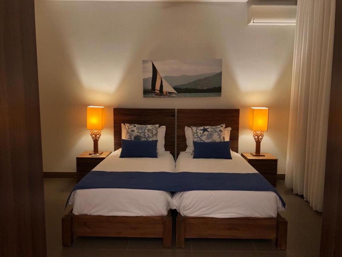 Penthouse 3 Chambres Vue Lagon Imprenable Calodyne Dış mekan fotoğraf