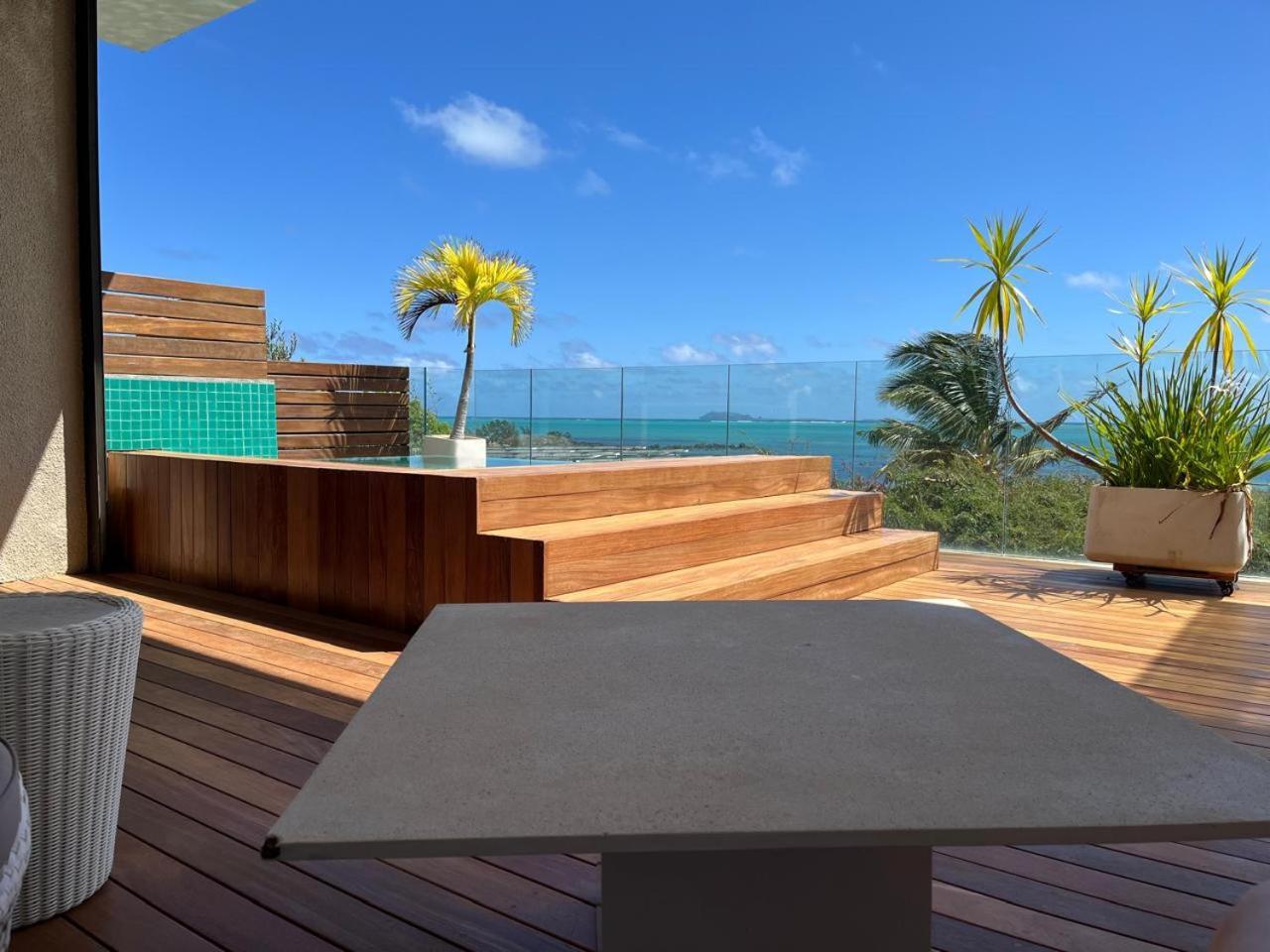 Penthouse 3 Chambres Vue Lagon Imprenable Calodyne Dış mekan fotoğraf
