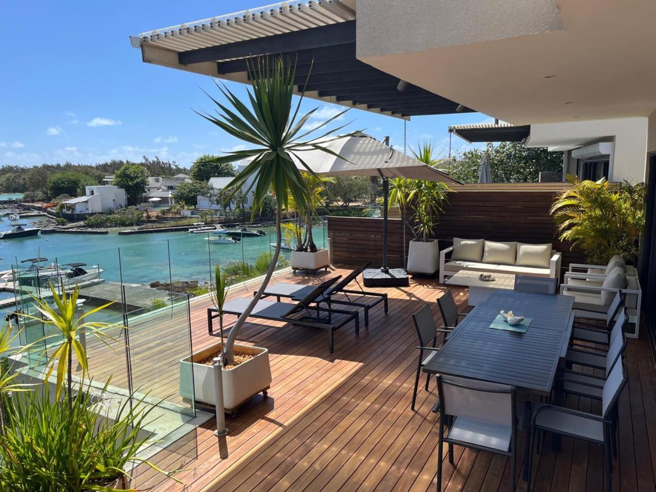 Penthouse 3 Chambres Vue Lagon Imprenable Calodyne Dış mekan fotoğraf
