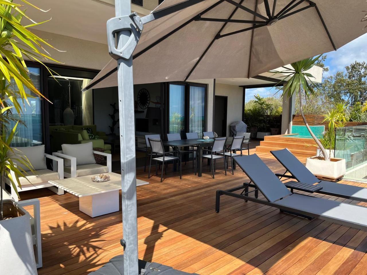 Penthouse 3 Chambres Vue Lagon Imprenable Calodyne Dış mekan fotoğraf